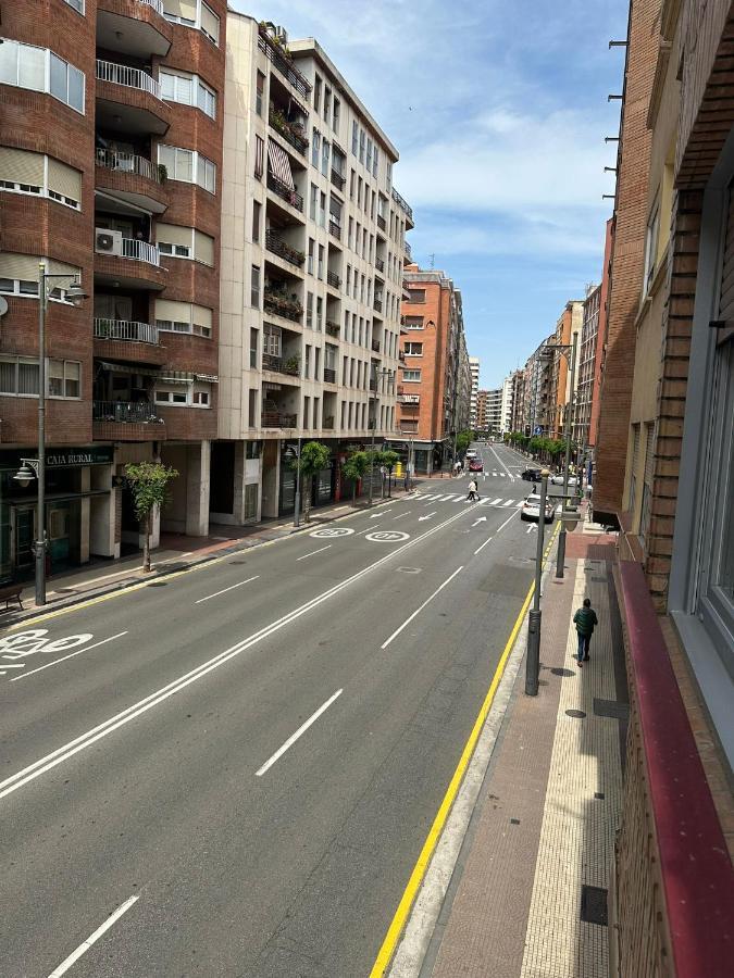 Apartamento A 10 Minutos De La Calle Laurel Logroño Exteriör bild