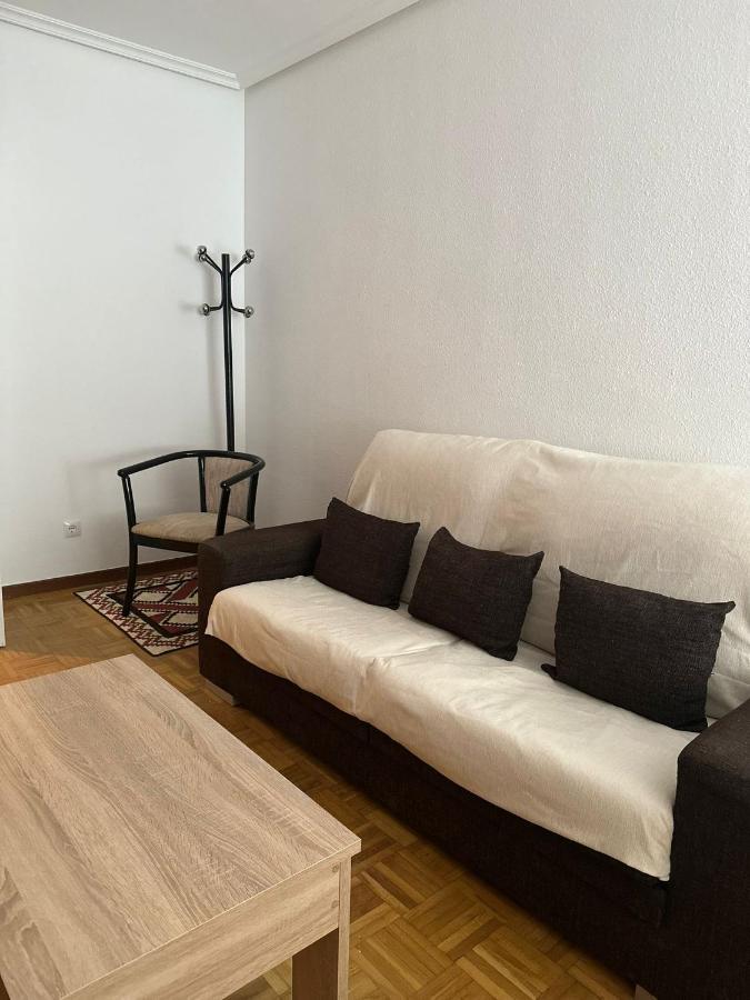 Apartamento A 10 Minutos De La Calle Laurel Logroño Exteriör bild