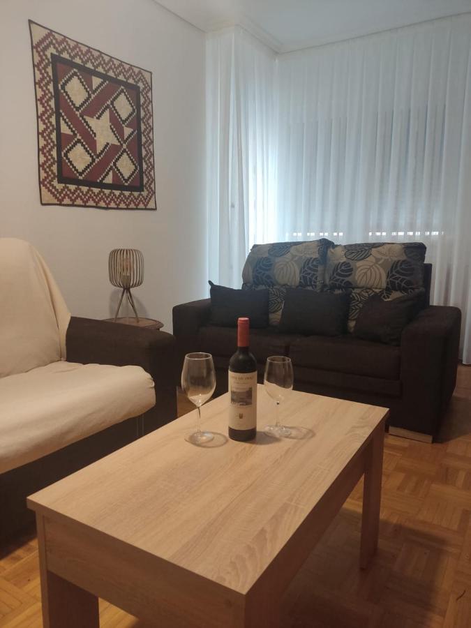 Apartamento A 10 Minutos De La Calle Laurel Logroño Exteriör bild